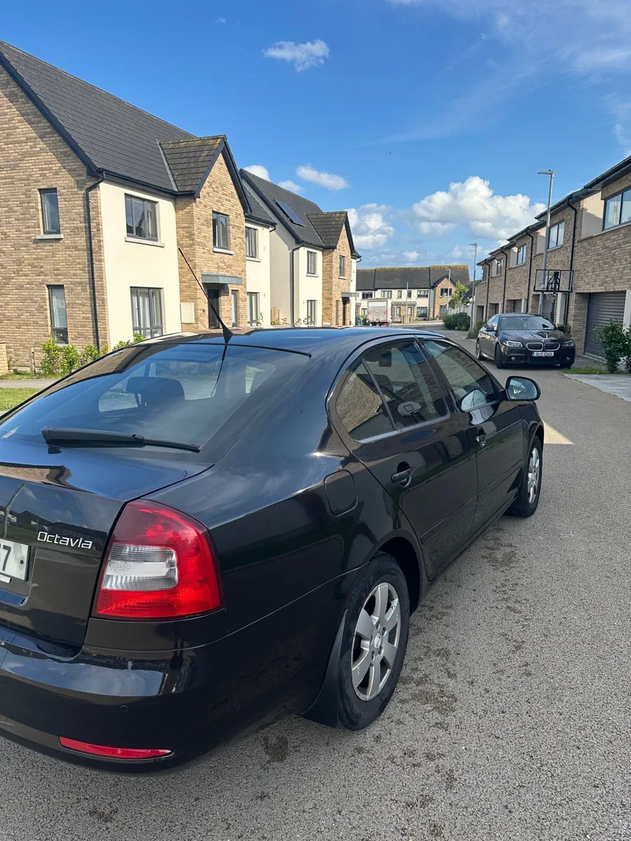 Skoda Octavia 1.6 - Image 4
