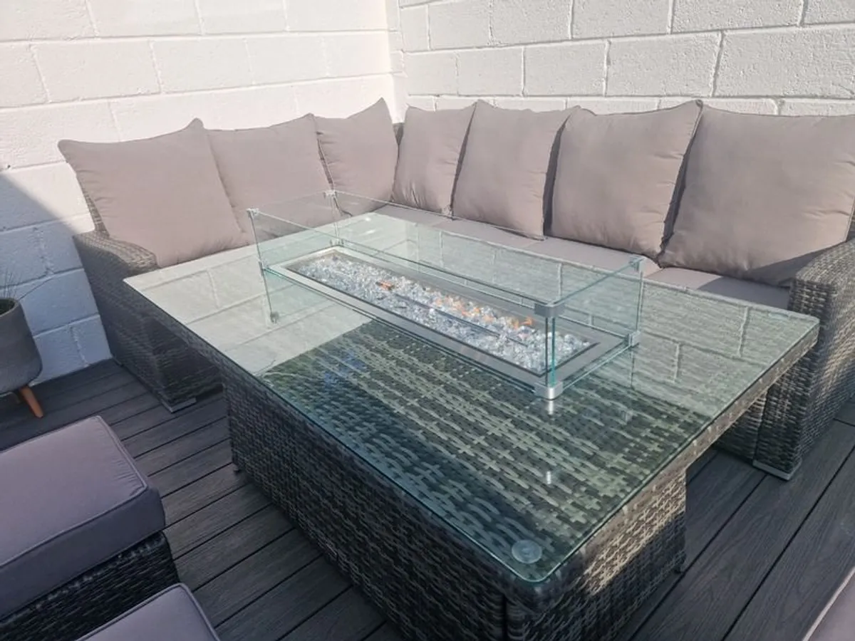 Garden Furniture - Image 4