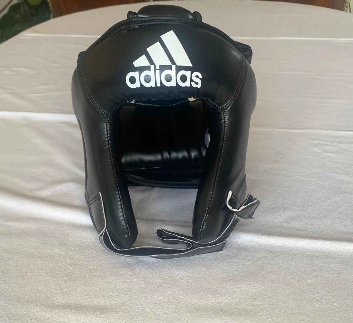 Boxing Head Gear - Size Small - Barely Used - Image 1