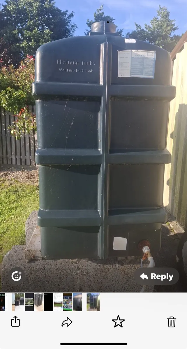 Oil tank - Image 1