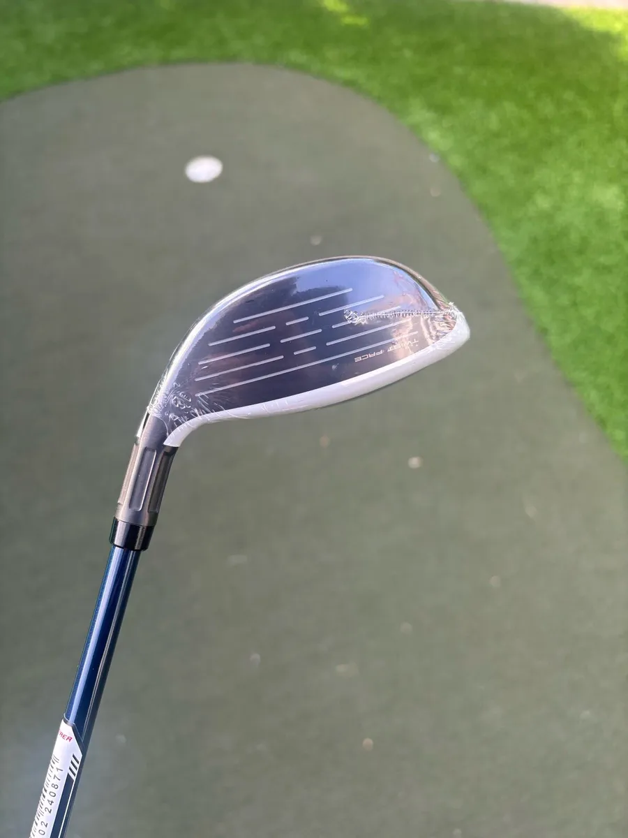 BRAND NEW TAYLOR MADE SIM 2 MAX 5 WOOD - Image 2