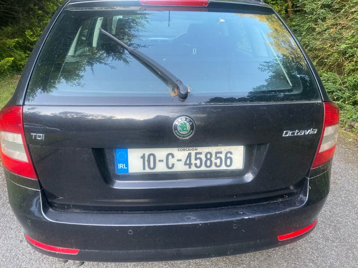 Skoda Octavia Estate diesel - Image 3