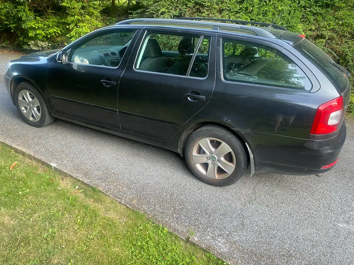 Skoda Octavia Estate diesel - Image 4