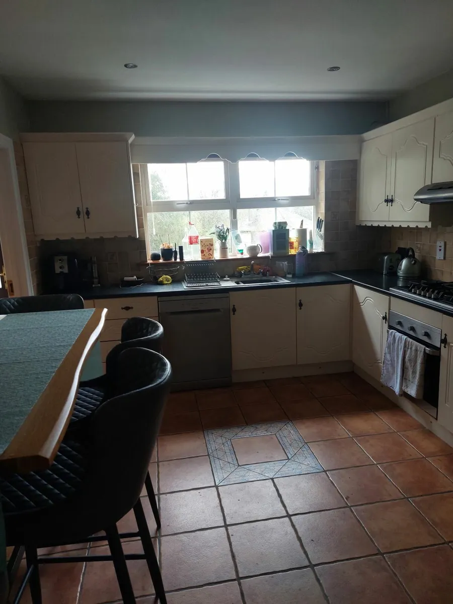Kitchen - Image 3