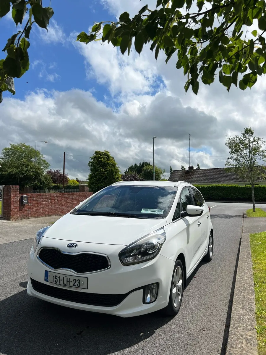 2015 Kia Carens EX 1.7CRDi | NCT 1/26 - High spec - Image 2