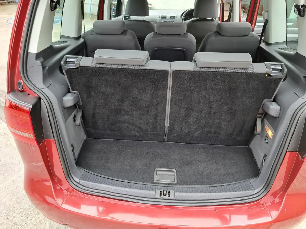 Volkswagen Touran 2014 - Image 3