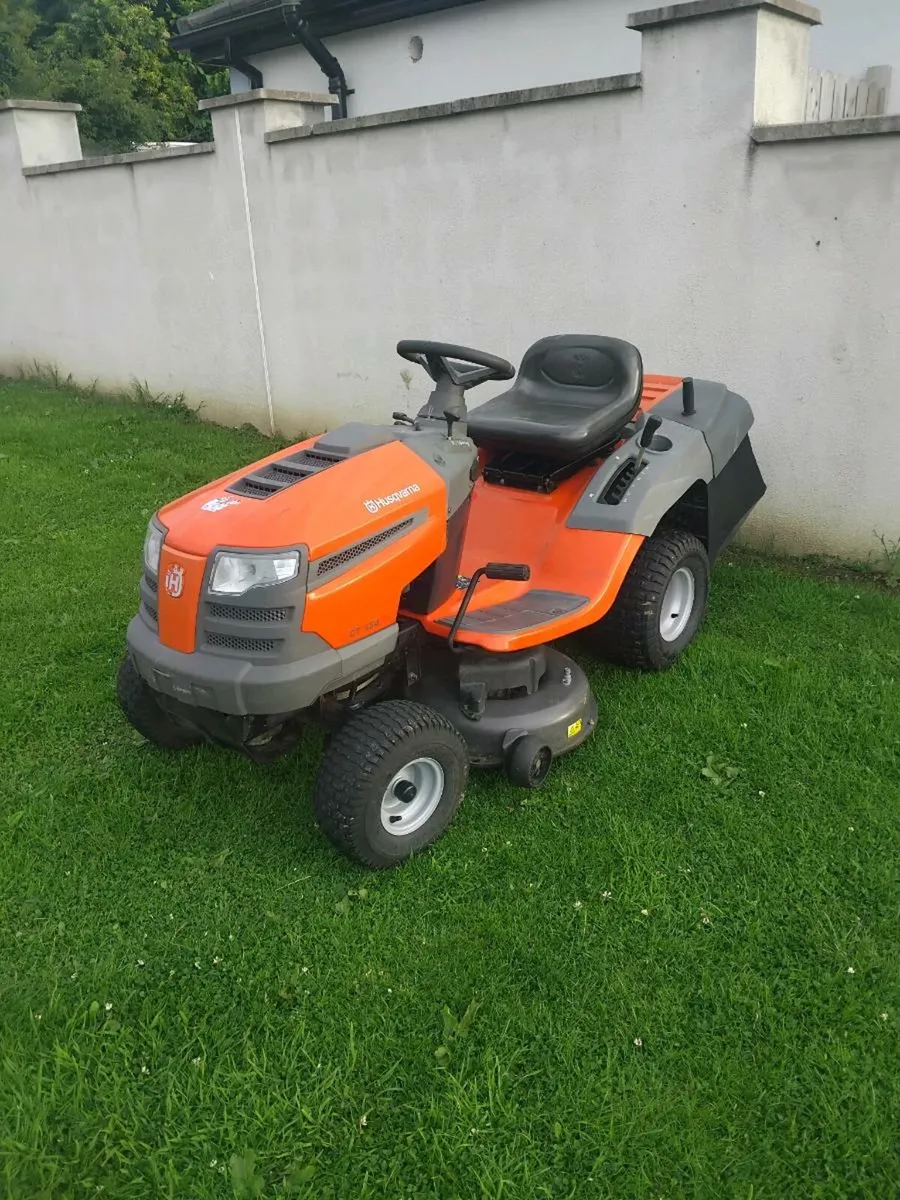 Ride on lawnmower - Image 2