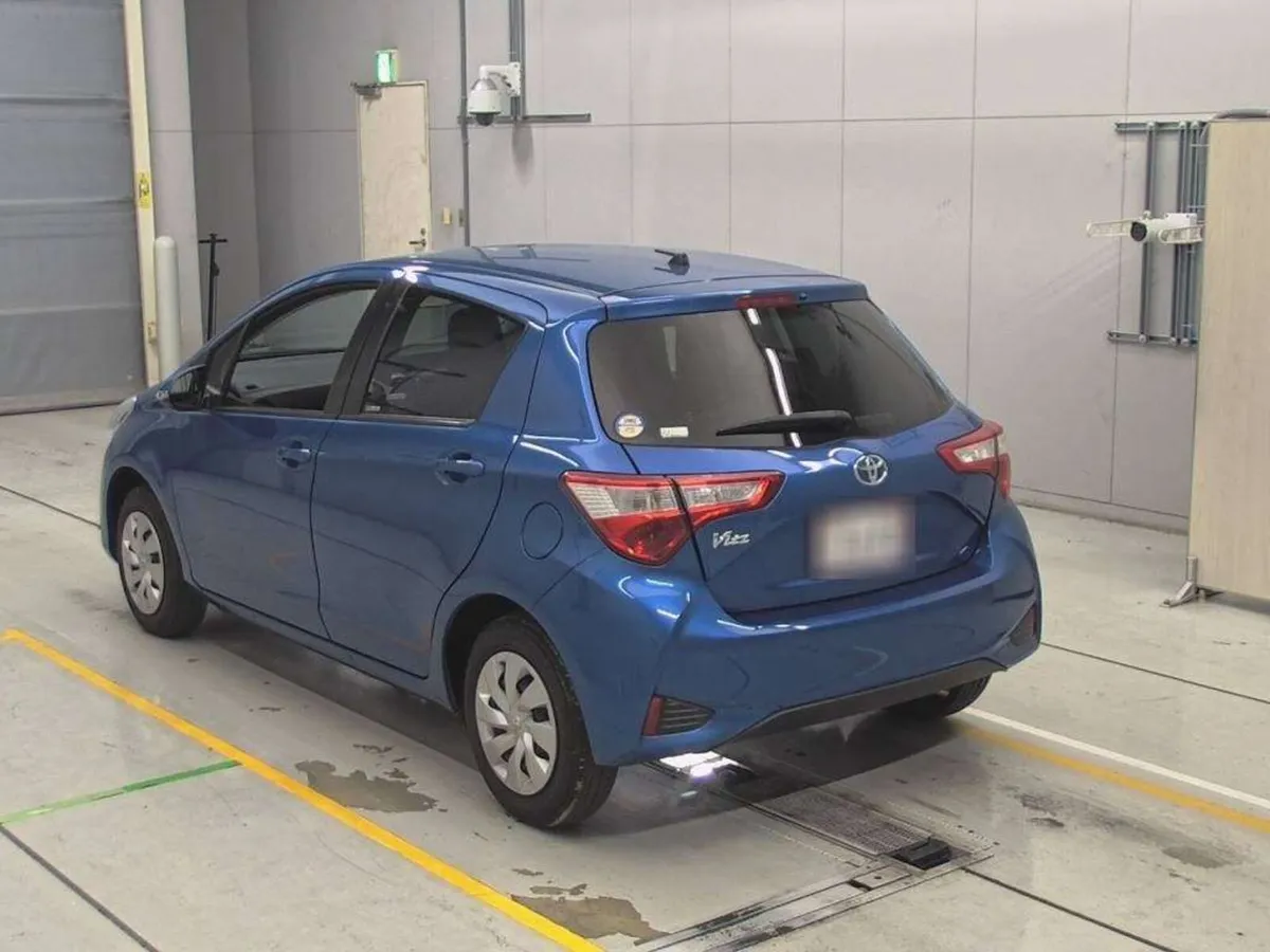 192 Toyota Yaris 1.0 Petrol Automatic - Image 4
