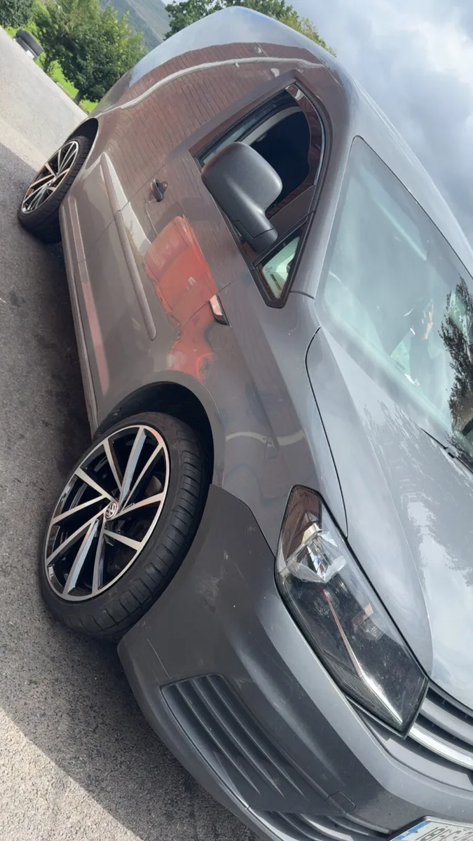 19” Spielberg 5x112 alloy and tyres