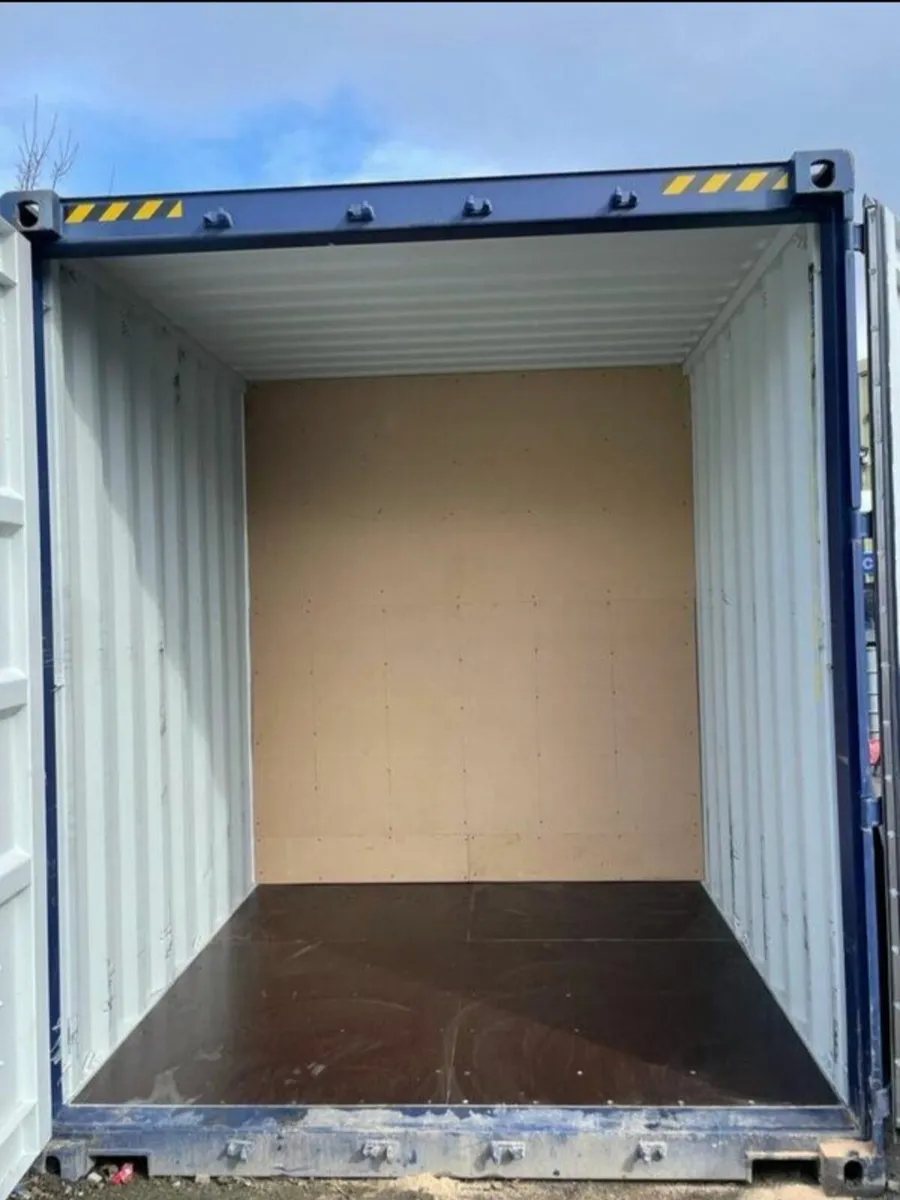 Storage unit Ballymount - Image 1