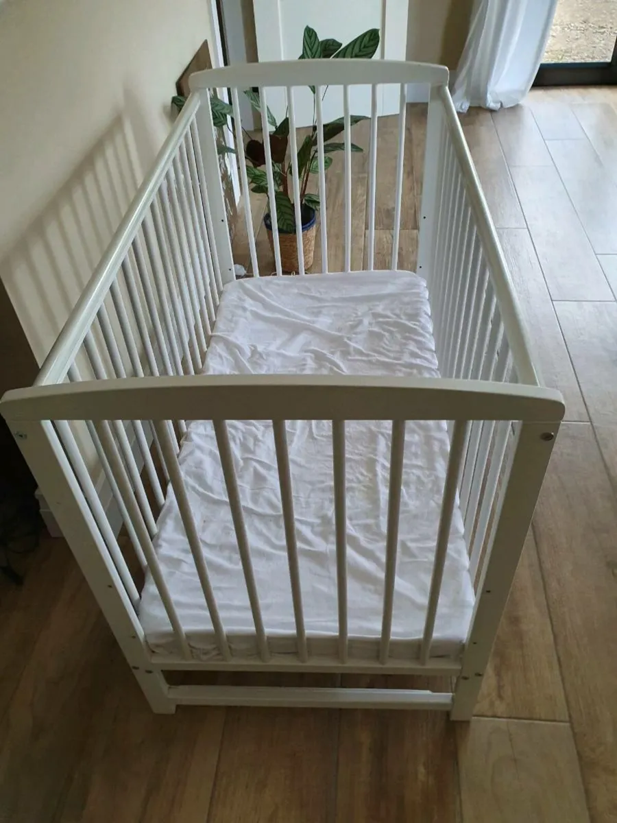 Cot - Image 2