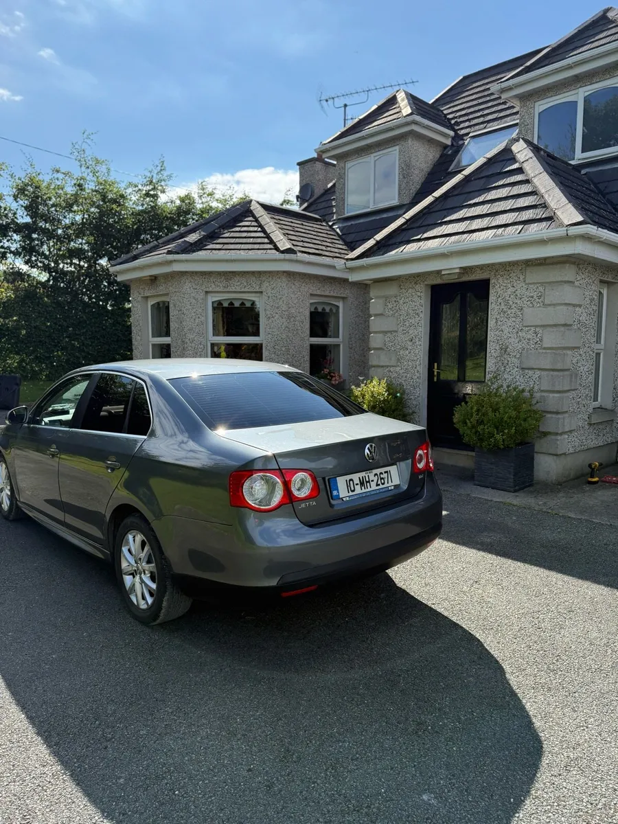 Volkswagen Jetta MK5 - Image 3