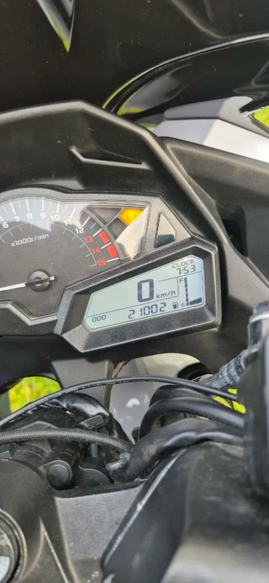 2014 Kawasaki Ninja 300 ABS - Image 3