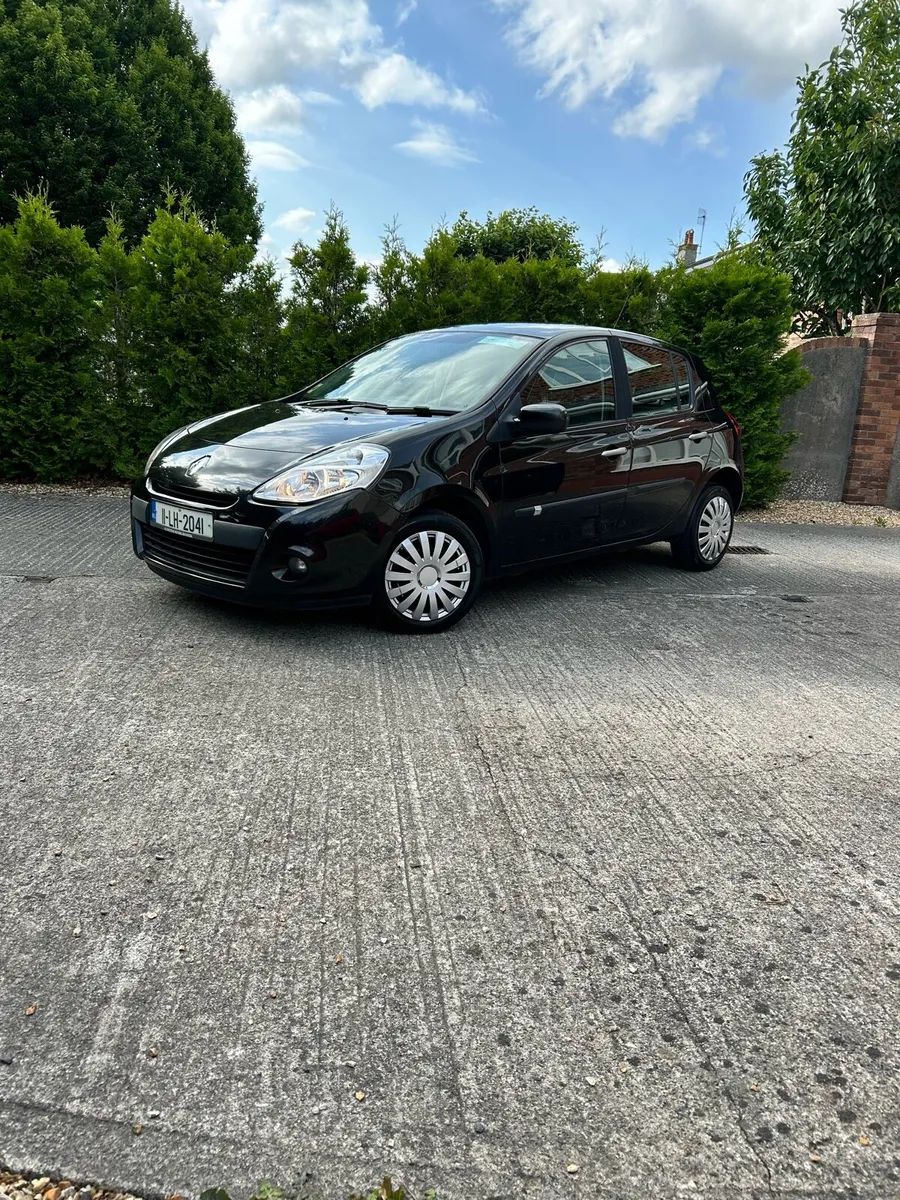 Renault clio Nct/taxed low milage mint condition - Image 2