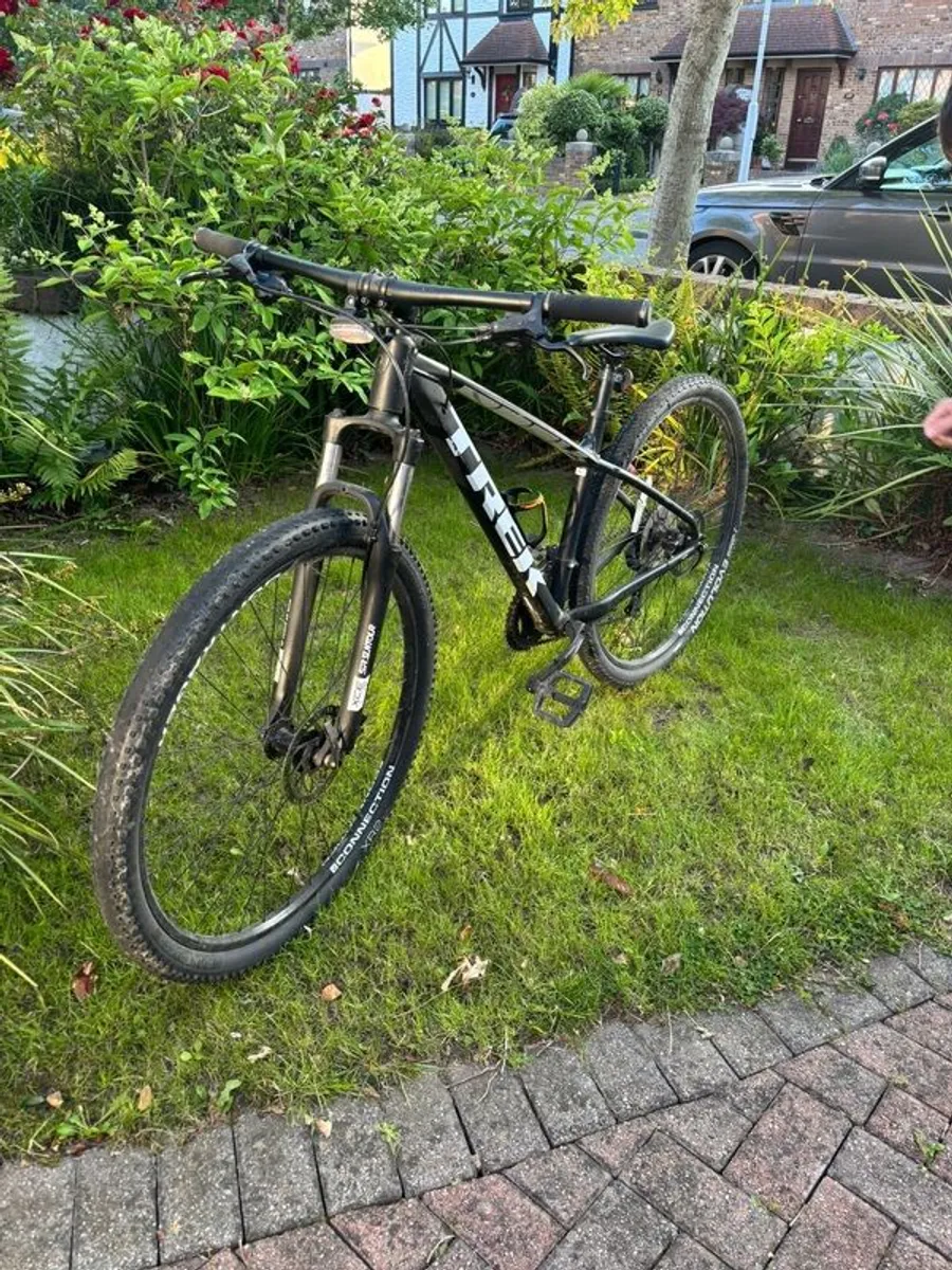 Trek Marlin 5 - Image 2