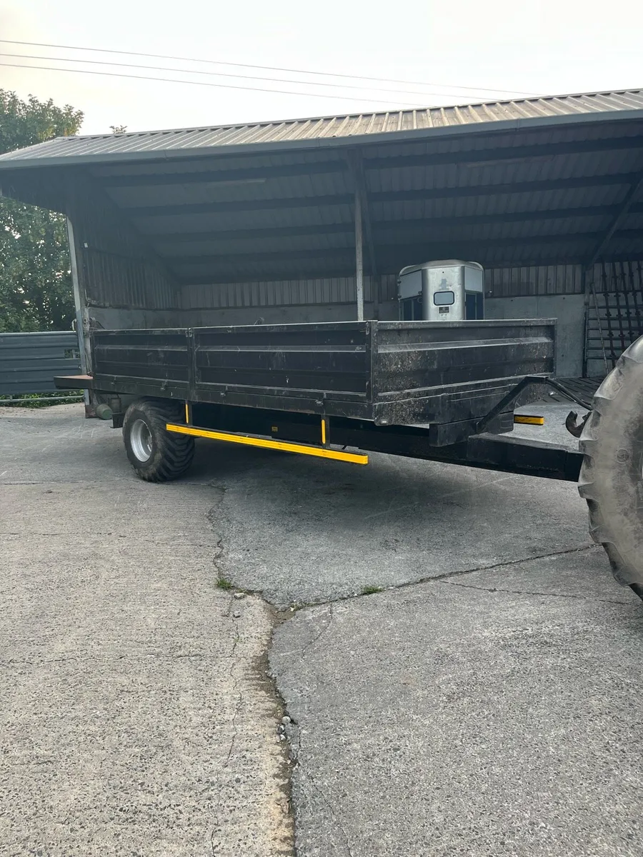 Tipping trailer - Image 1