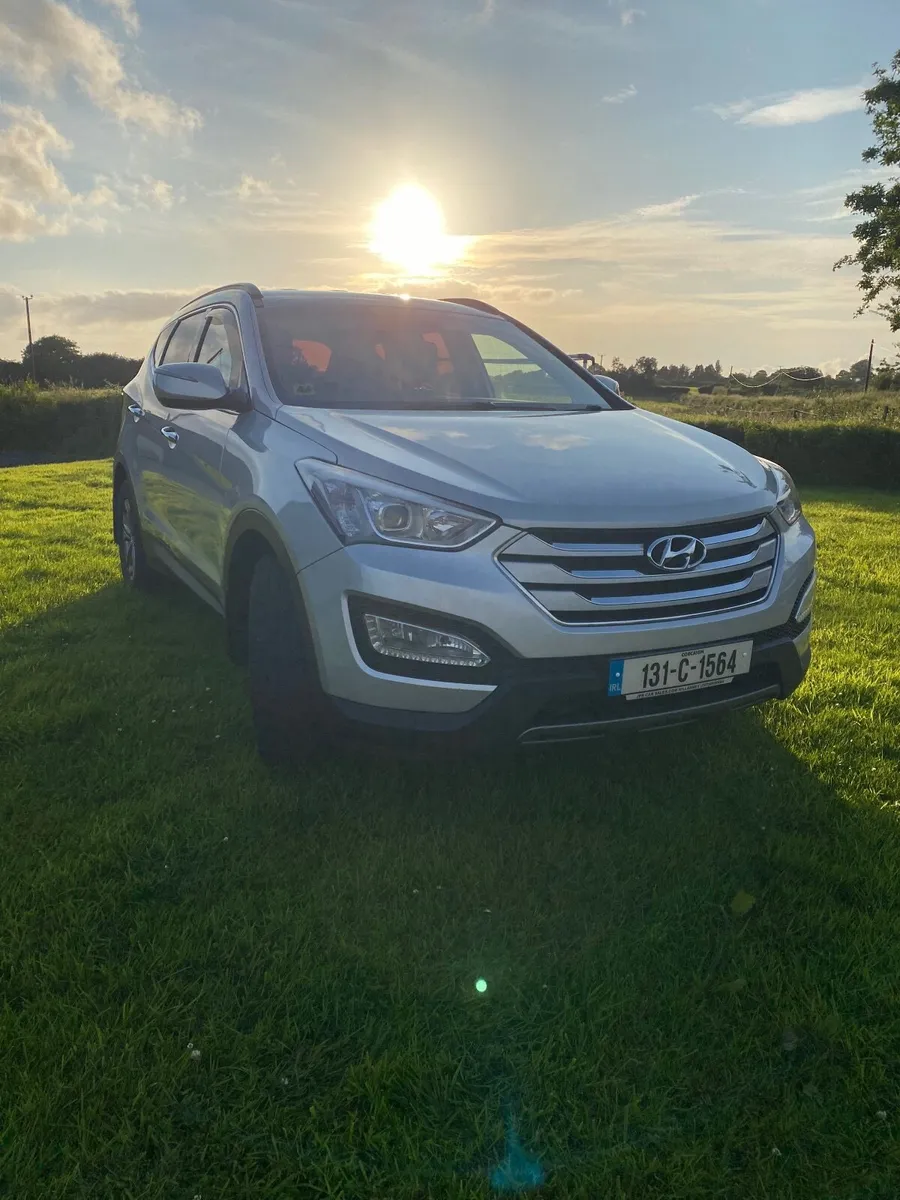 Hyundai Santa Fe 2013 - Image 1