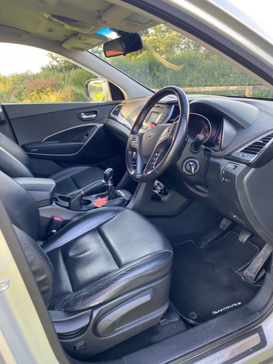 Hyundai Santa Fe 2013 - Image 4