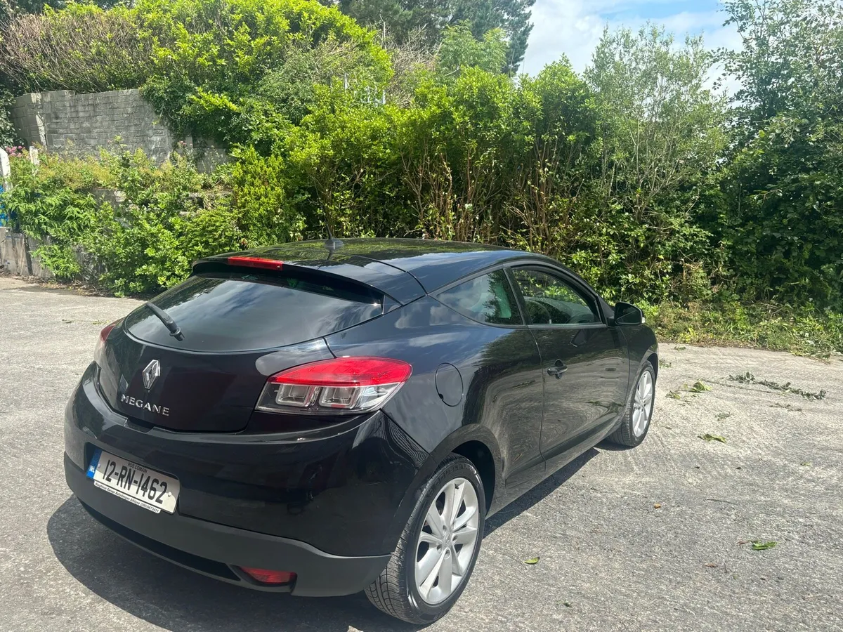 12 Renault Megane - Image 4