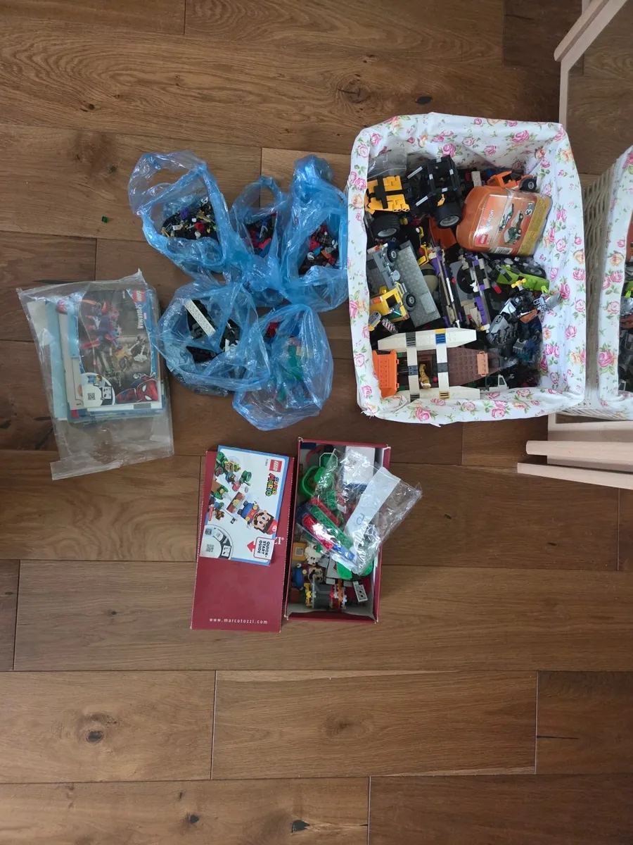 Mixed Lego - Image 1