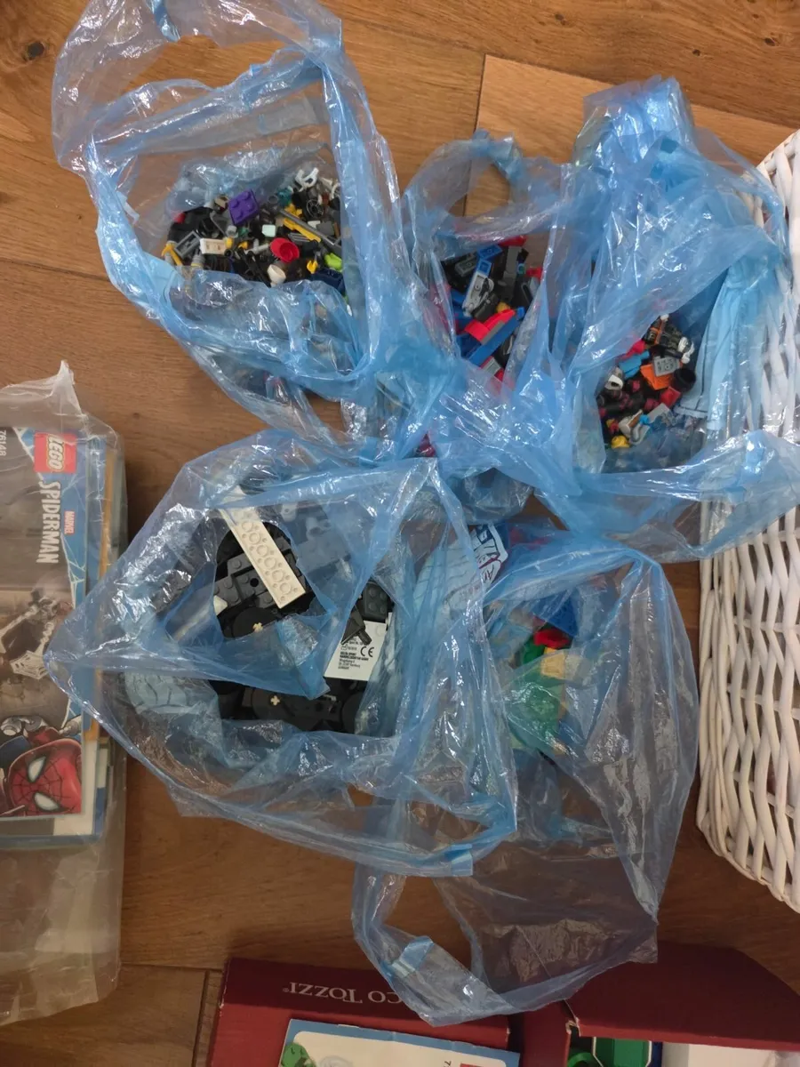 Mixed Lego - Image 4