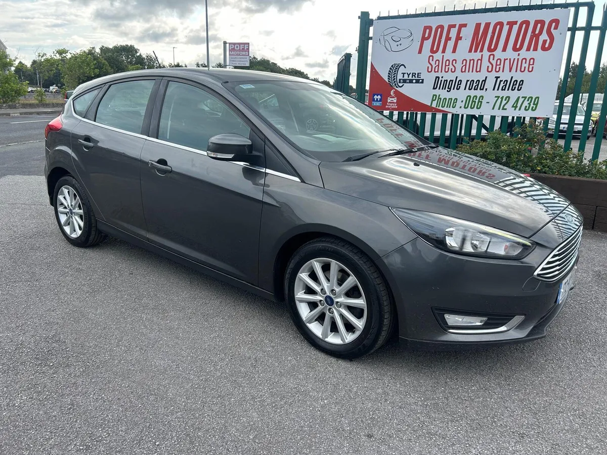 Ford Focus 2017 - Image 2