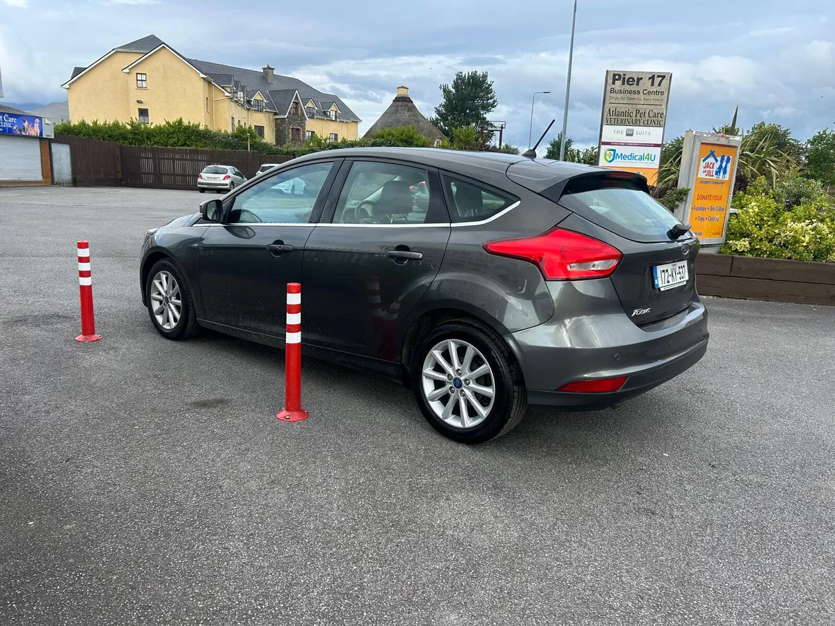 Ford Focus 2017 - Image 3