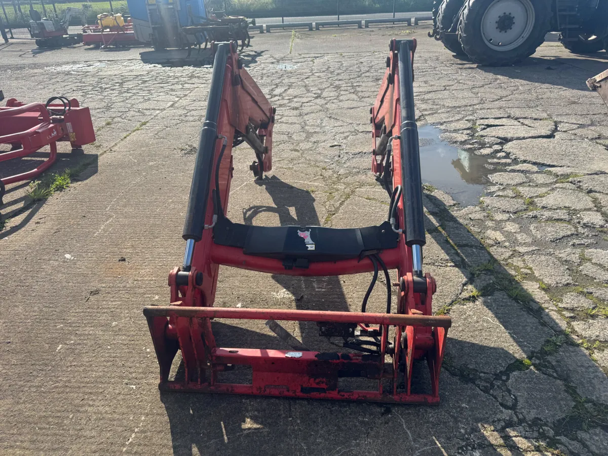 Massey Ferguson 945 Loader c/w Brackets - Image 4
