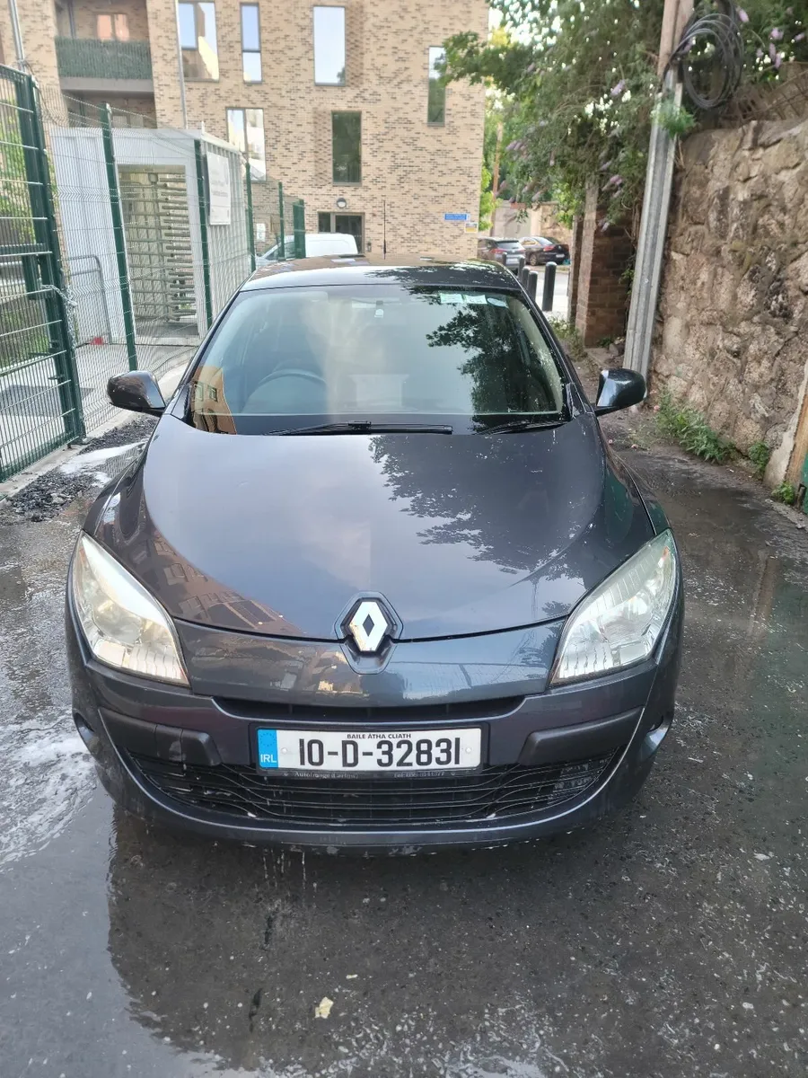 Renault Megane 2010 - Image 1