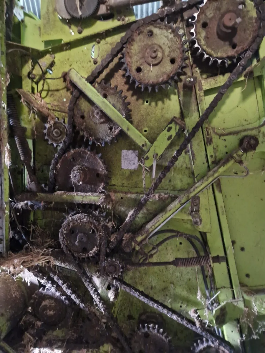 Class Rolant 46 baler - Image 3