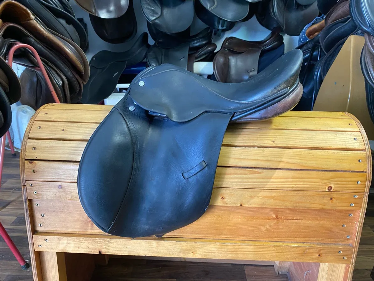 Berney brothers 15” pony saddle - Image 2
