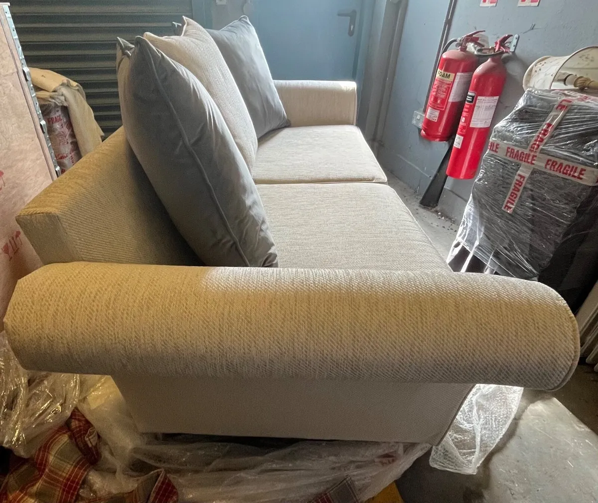 Sofa - Image 2
