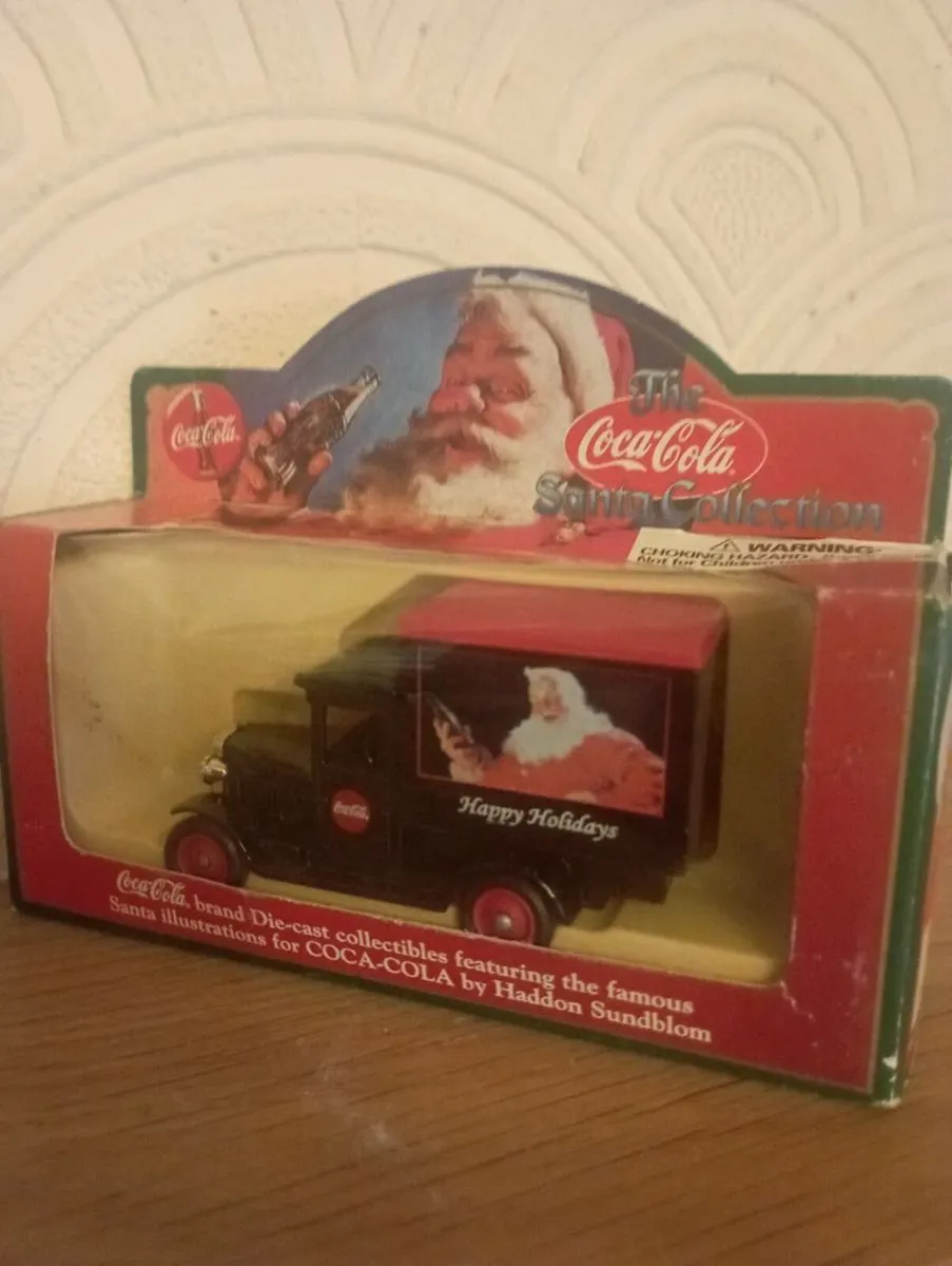 SANTA  CRIMSMANS DIE- CAST COCA COLA  MODLES - Image 2