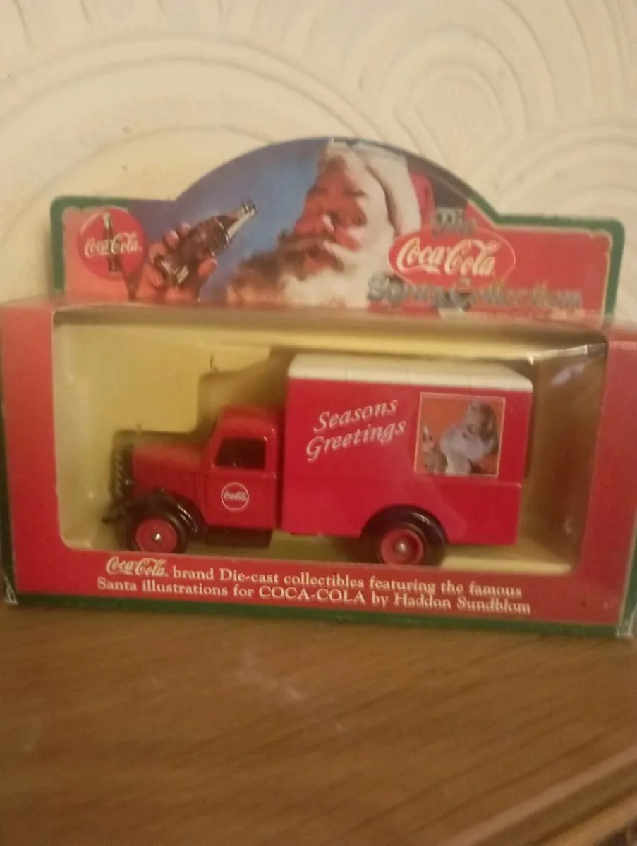 SANTA  CRIMSMANS DIE- CAST COCA COLA  MODLES - Image 3