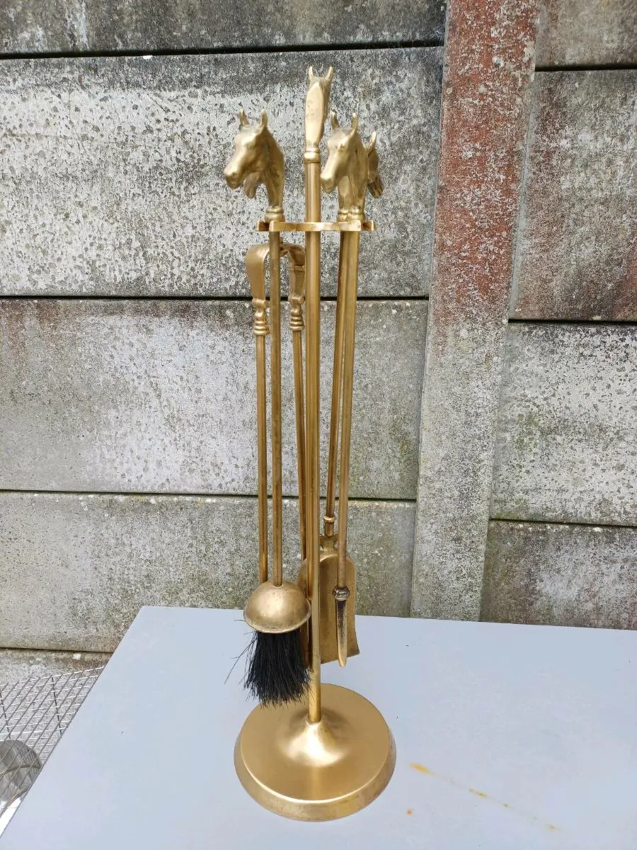 Vintage Brass Horse Head Fireset - Image 4