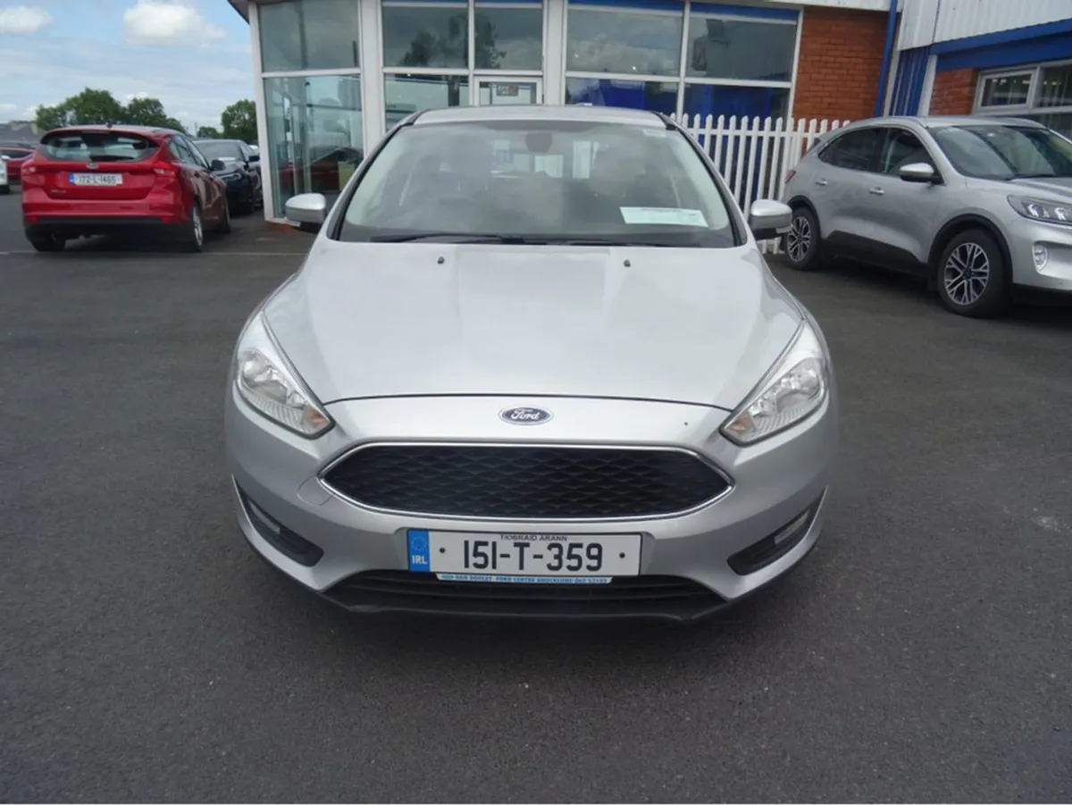 Ford Focus Style 1.6 Tdci 95ps 5DR 4DR - Image 3