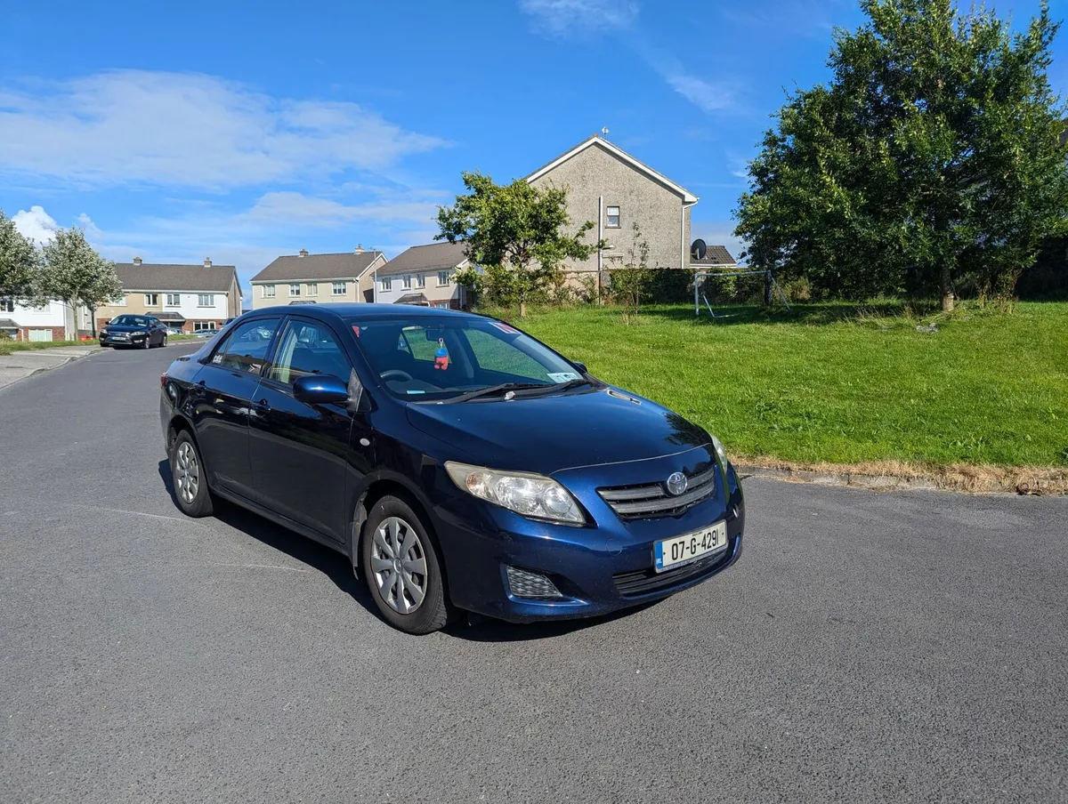 Toyota Corolla 2007 - Image 2