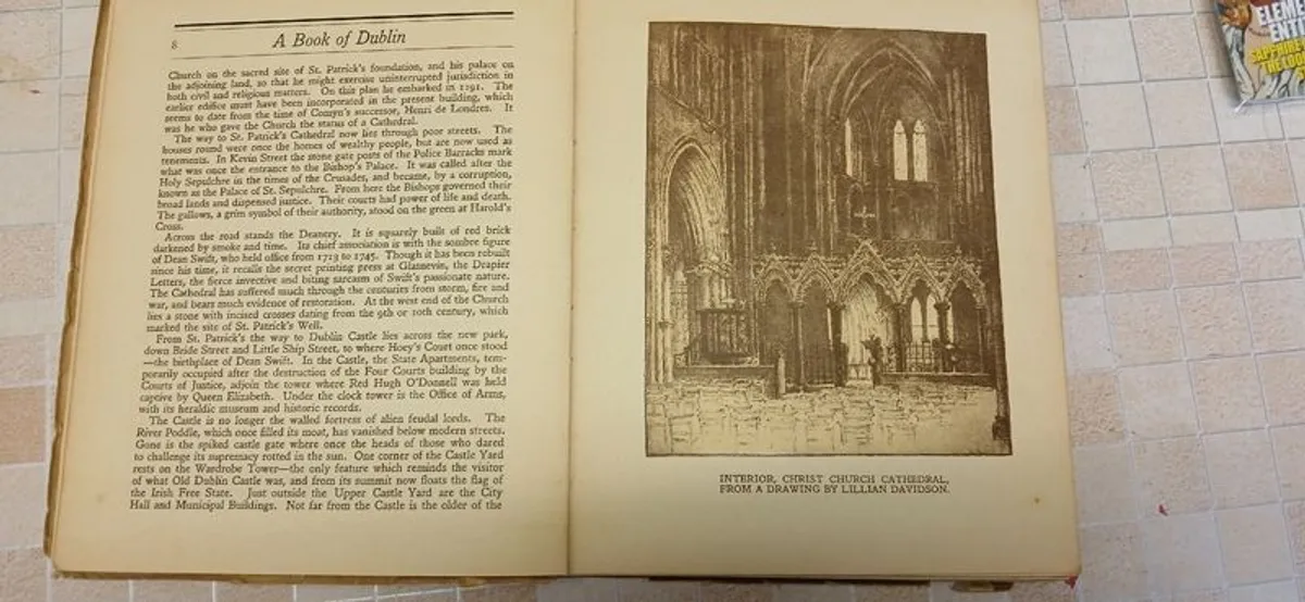 Book of Dublin 1929 - Image 3