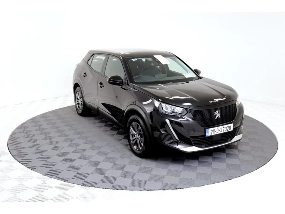 Peugeot 2008 Active Premium 50kwh Auto 136HP - Image 1