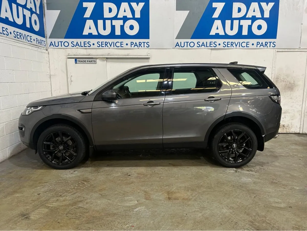Land Rover Discovery Sport 2.0 TD4 S SE 5DR - Image 4