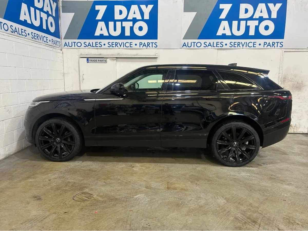 Land Rover Range Rover Velar Velar 2.0 TD4 5DR Au - Image 4