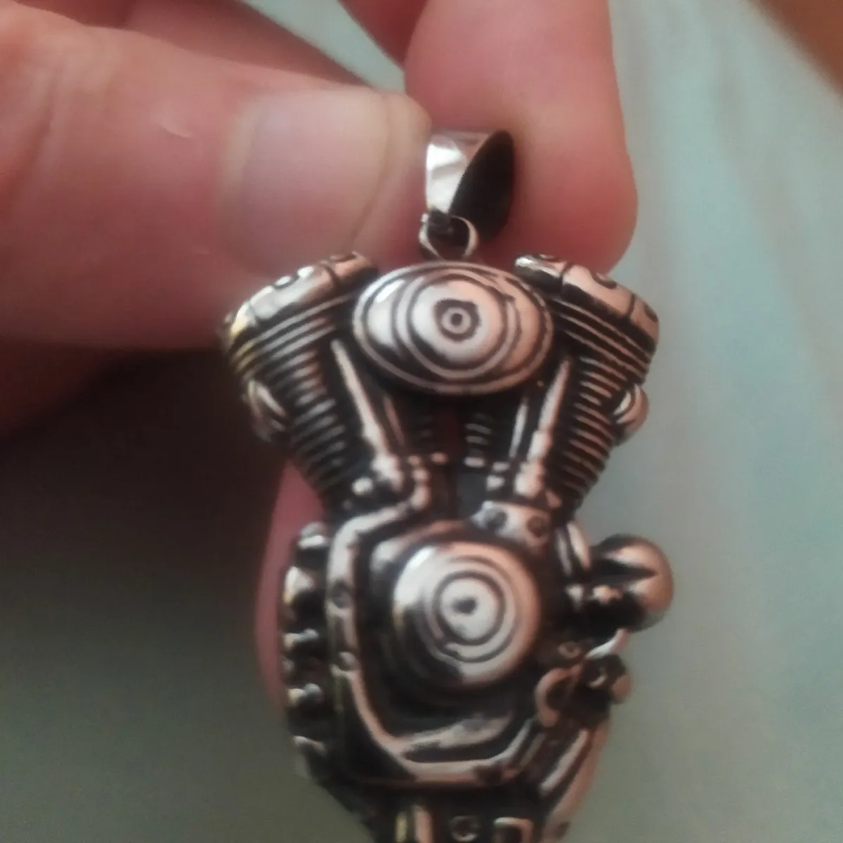Harley Davidson v twin pendant.   Import USA - Image 1