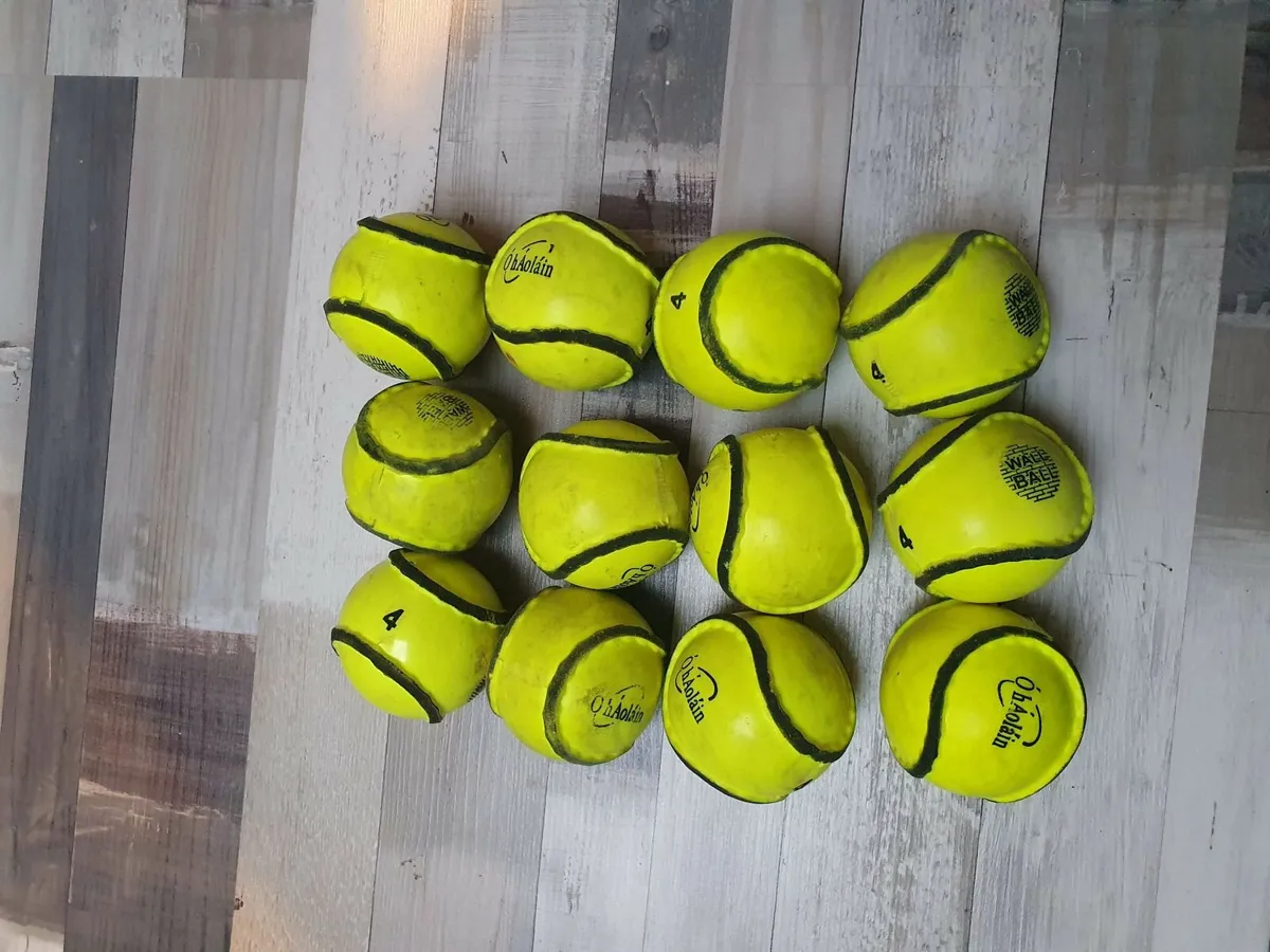 Size 4  O’Haoláin Sliotar - Image 3