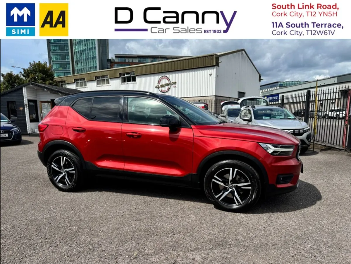 Volvo XC40 D4 AWD R-design 5DR Auto - Image 4