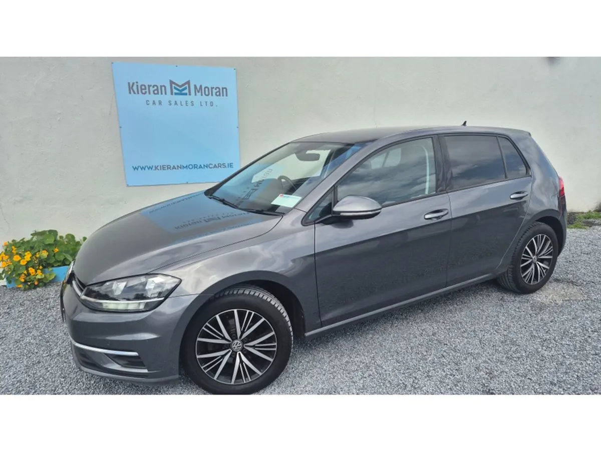 Volkswagen Golf 1.0 5DR - Image 1