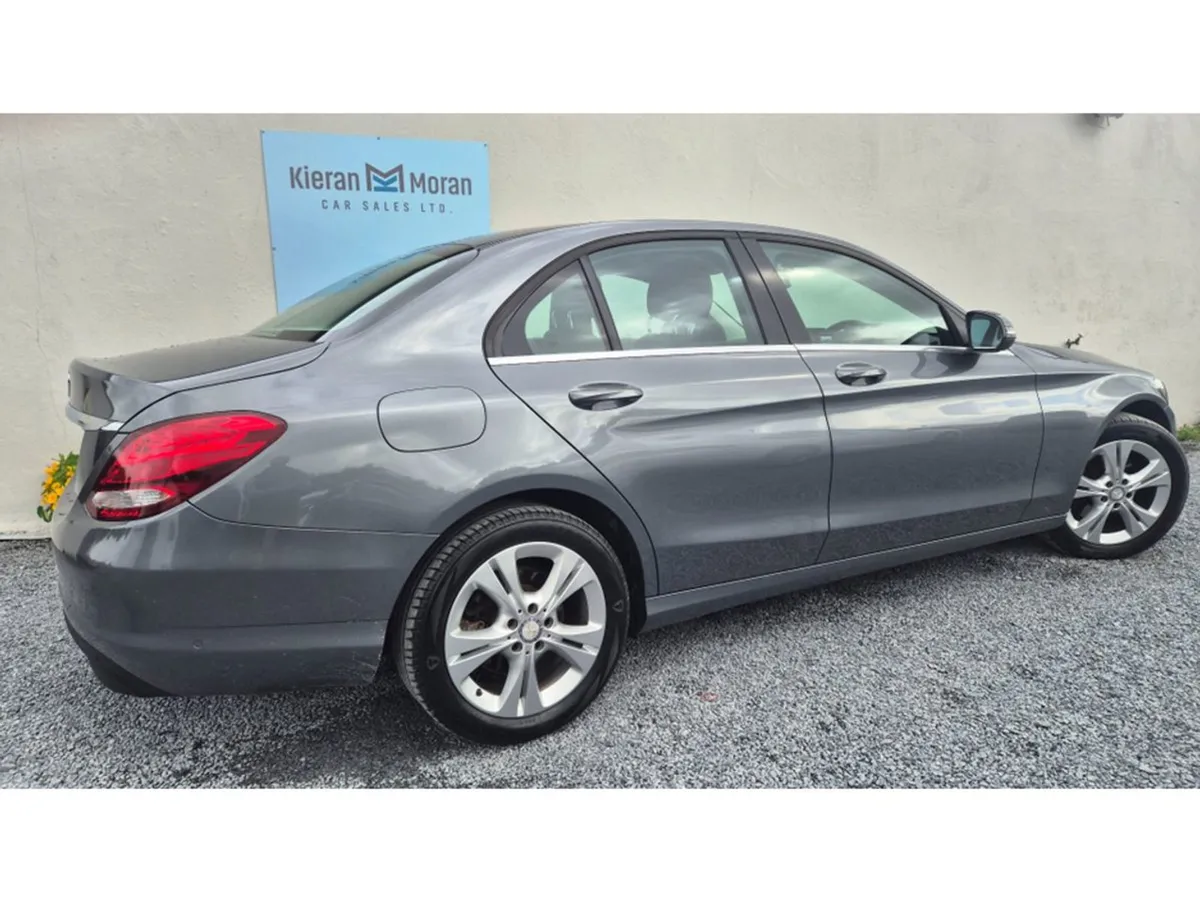 Mercedes-Benz C-Class C Series - Image 3