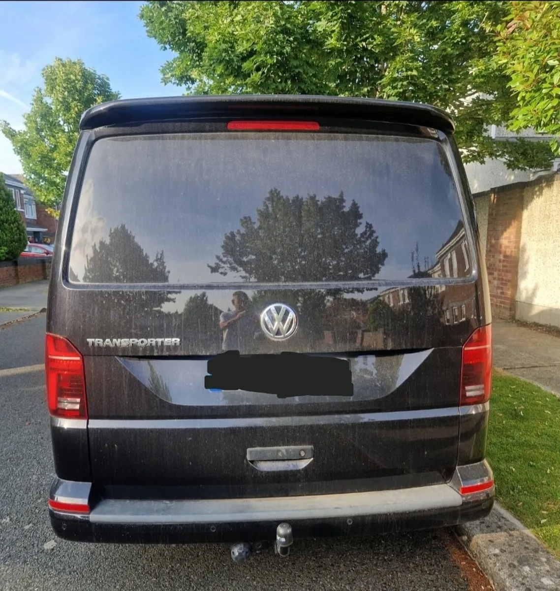 Volkswagen Transporter 2023 - Image 2