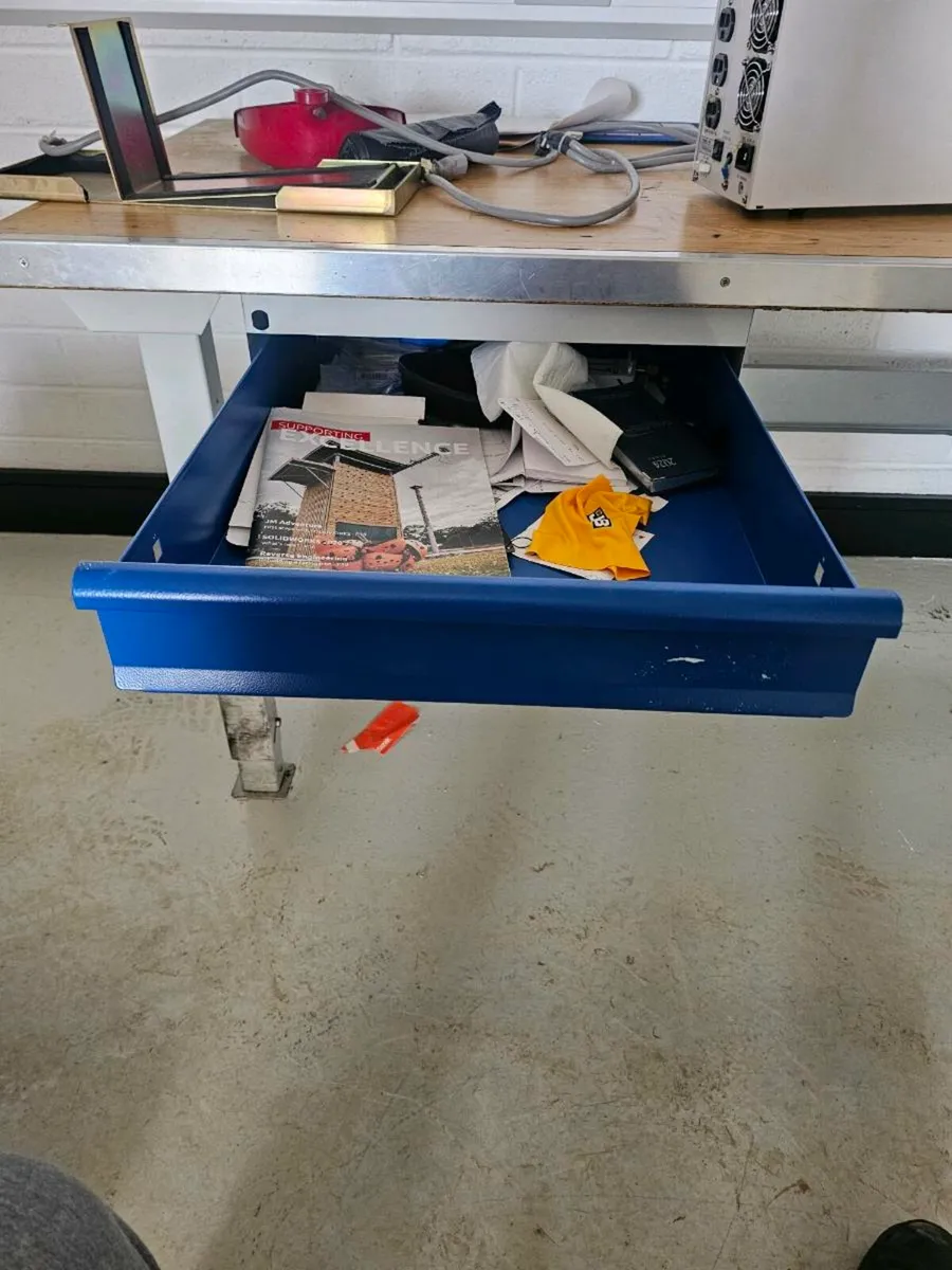 Table for sale - Image 2