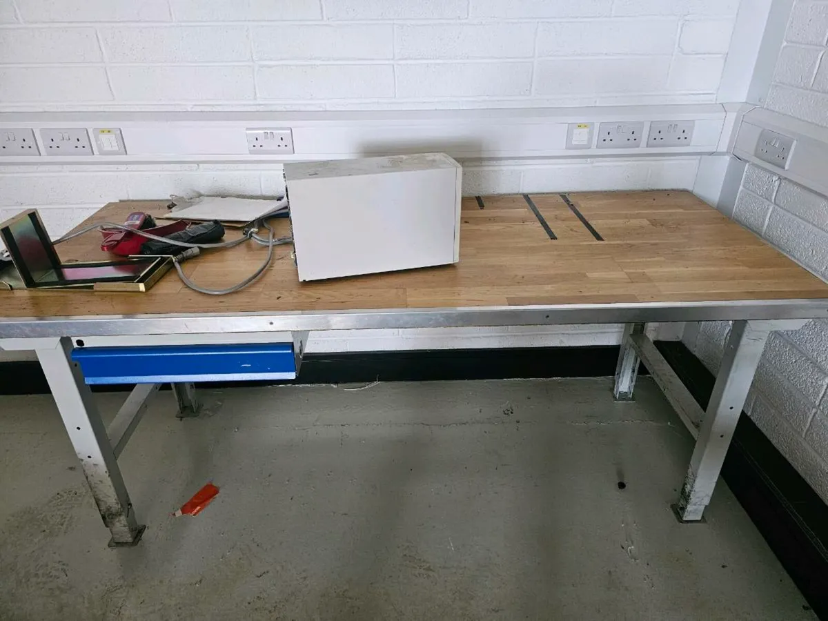 Table for sale - Image 3