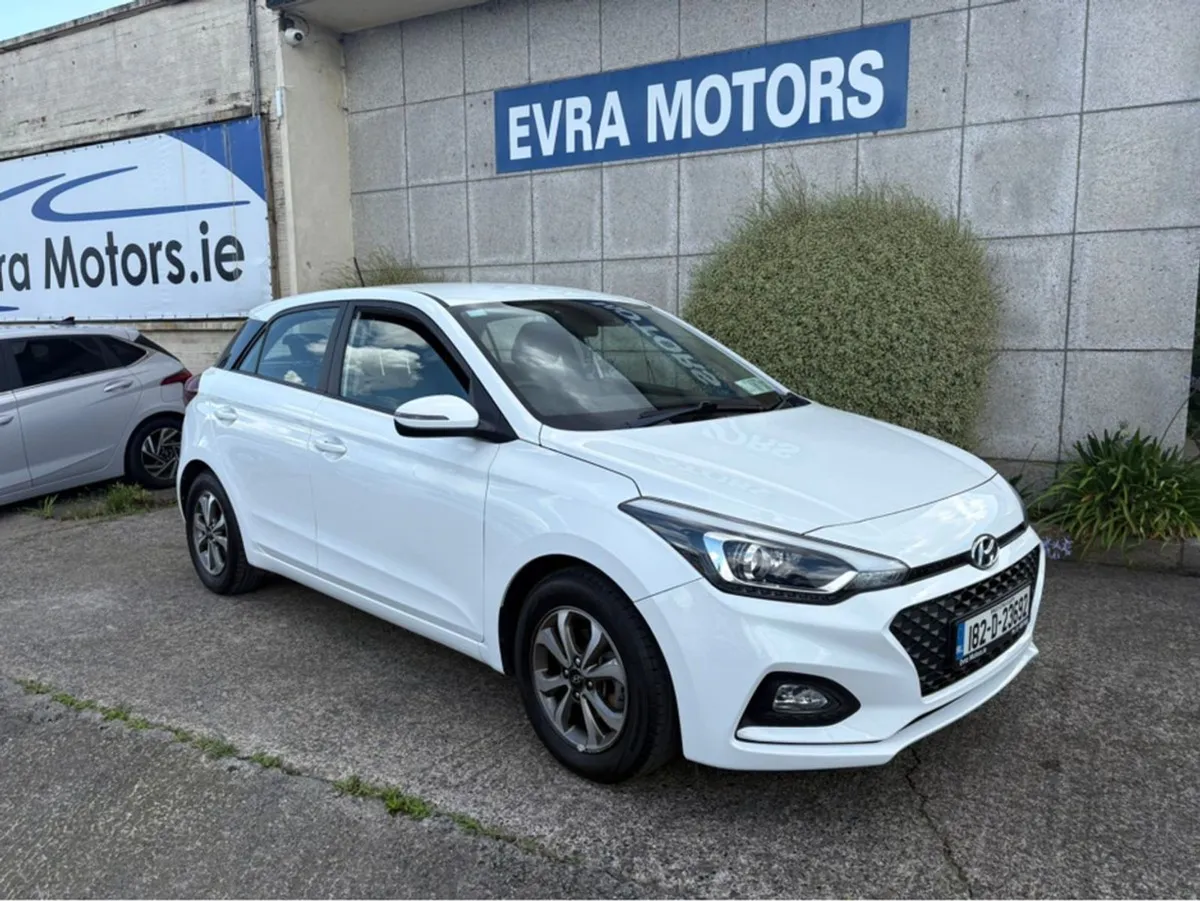 Hyundai i20 SE Delux 1.2 Petrol //high Spec// - Image 3